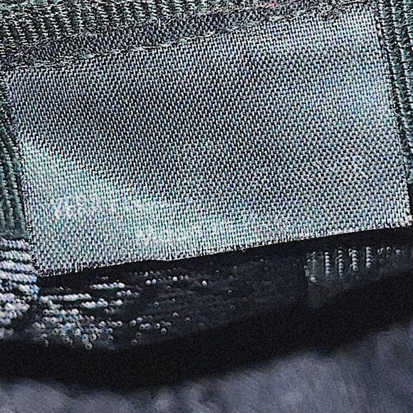 Authentic Gucci Rare Tom Ford Black Lambskin Logo Plate Web Striped Cap - Picture 10 of 11